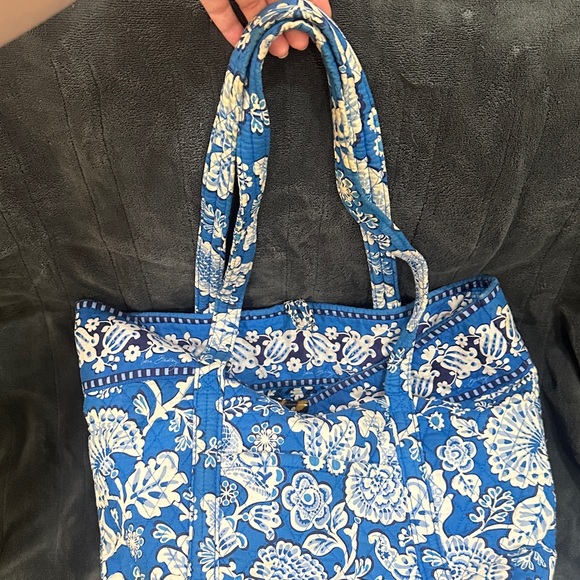 Vera Bradley tote - Picture 5 of 5